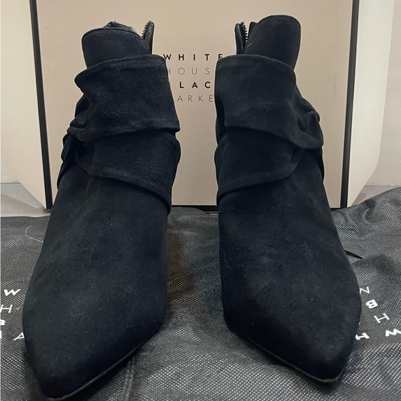 WHBM Womens 10M Black Suede Kitten Leather Heels Goth Grunge Zip Dust Box New - Picture 3 of 12